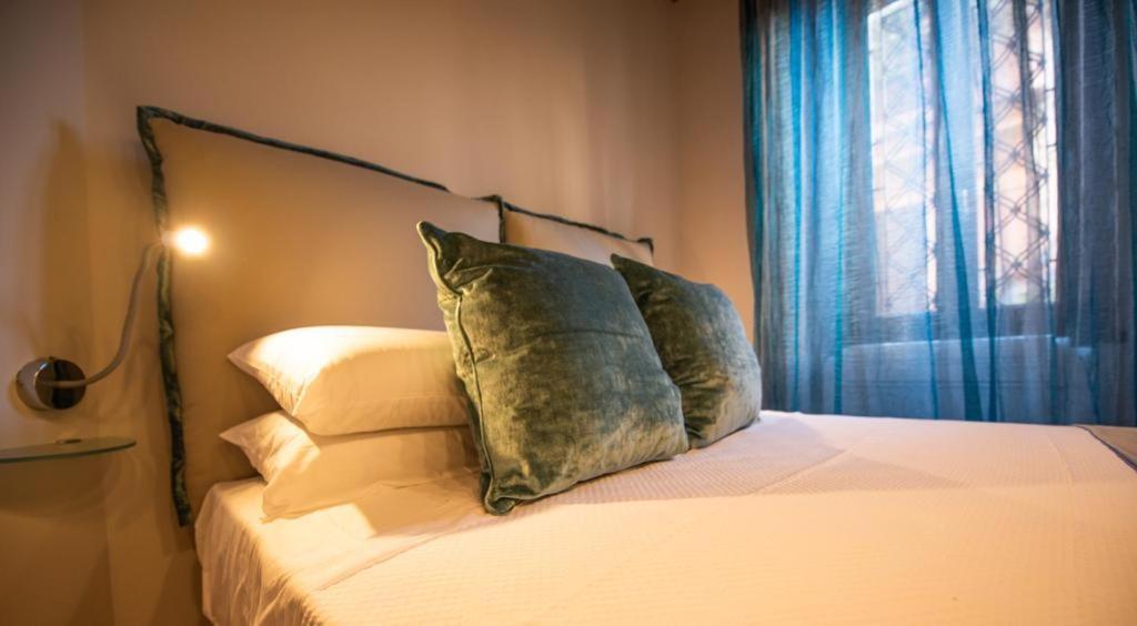 Anna Trevi 52 Luxury Appartment Rome Exterior photo